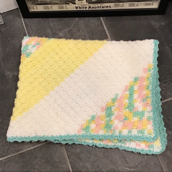 Homemade Crocheted Baby Blanket Small Throw Spring Pastel Nursery Accent 40”x30” - Picture 2 of 10